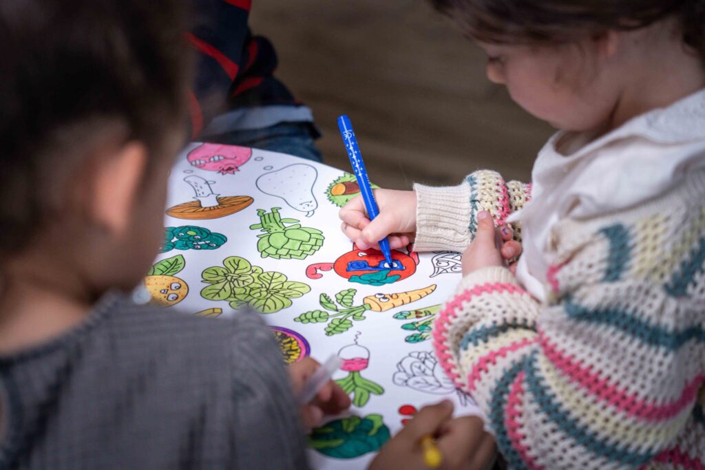 Recharge coloriage enfant XXL 10 feuilles – OMY®- Objets & Imaginaire (dès 4 ans)