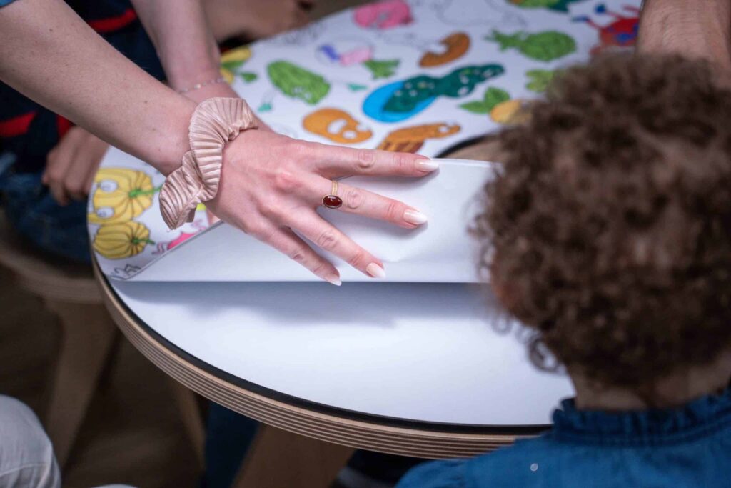 Play & Build MINI – Plateau compatible LEGO®* pour enfants de 5 à 10 ans