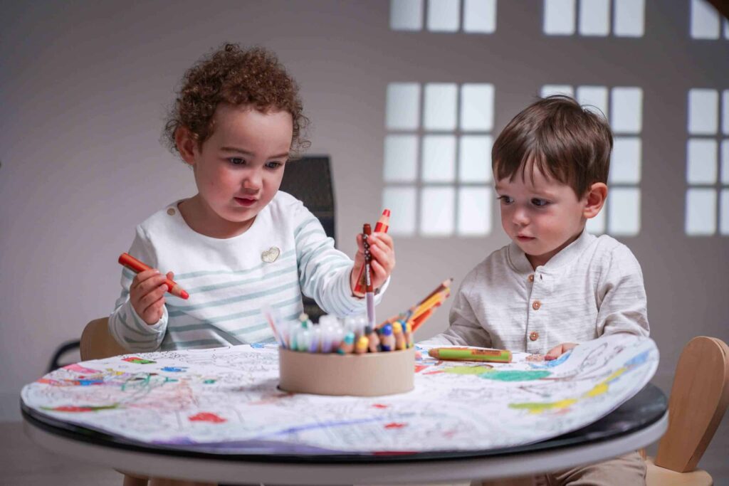 Play & Build MINI – Plateau compatible LEGO®* pour enfants de 5 à 10 ans