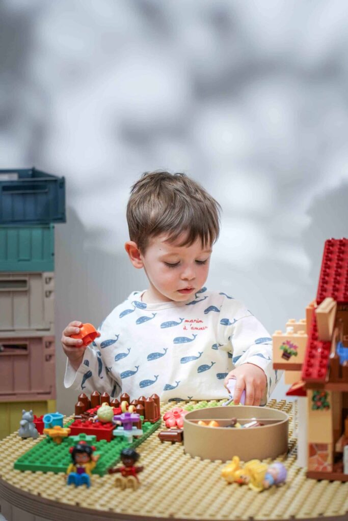 Play & Build MINI – Plateau compatible LEGO®* pour enfants de 5 à 10 ans