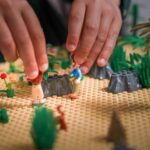 Play & Build MINI – Plateau compatible LEGO®* pour enfants de 5 à 10 ans