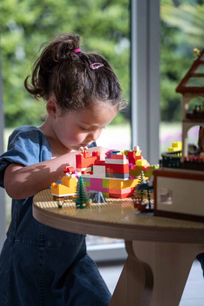 Play & Build MINI – Plateau compatible LEGO®* pour enfants de 5 à 10 ans