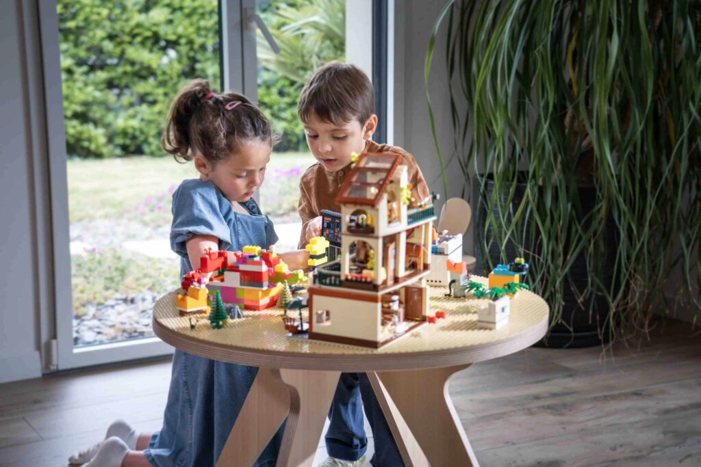 Play & Build MINI – Plateau compatible LEGO®* pour enfants de 5 à 10 ans