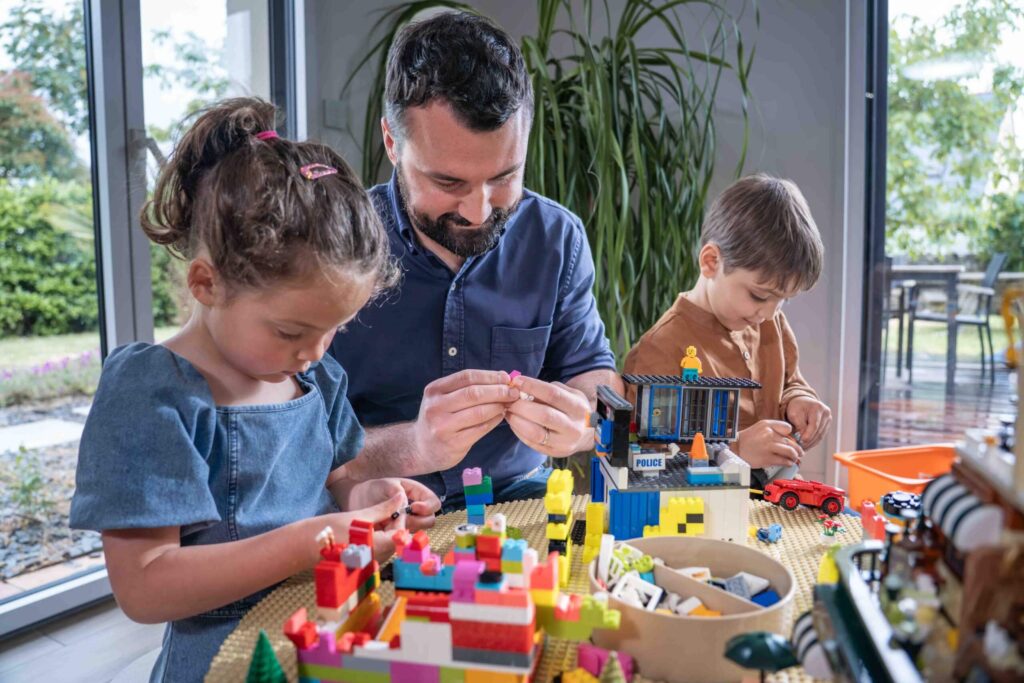 Play & Build MINI – Plateau compatible LEGO®* pour enfants de 5 à 10 ans
