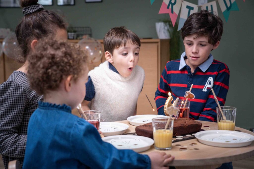 Play & Build MINI – Plateau compatible LEGO®* pour enfants de 5 à 10 ans