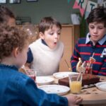 Play & Build MINI – Plateau compatible LEGO®* pour enfants de 5 à 10 ans